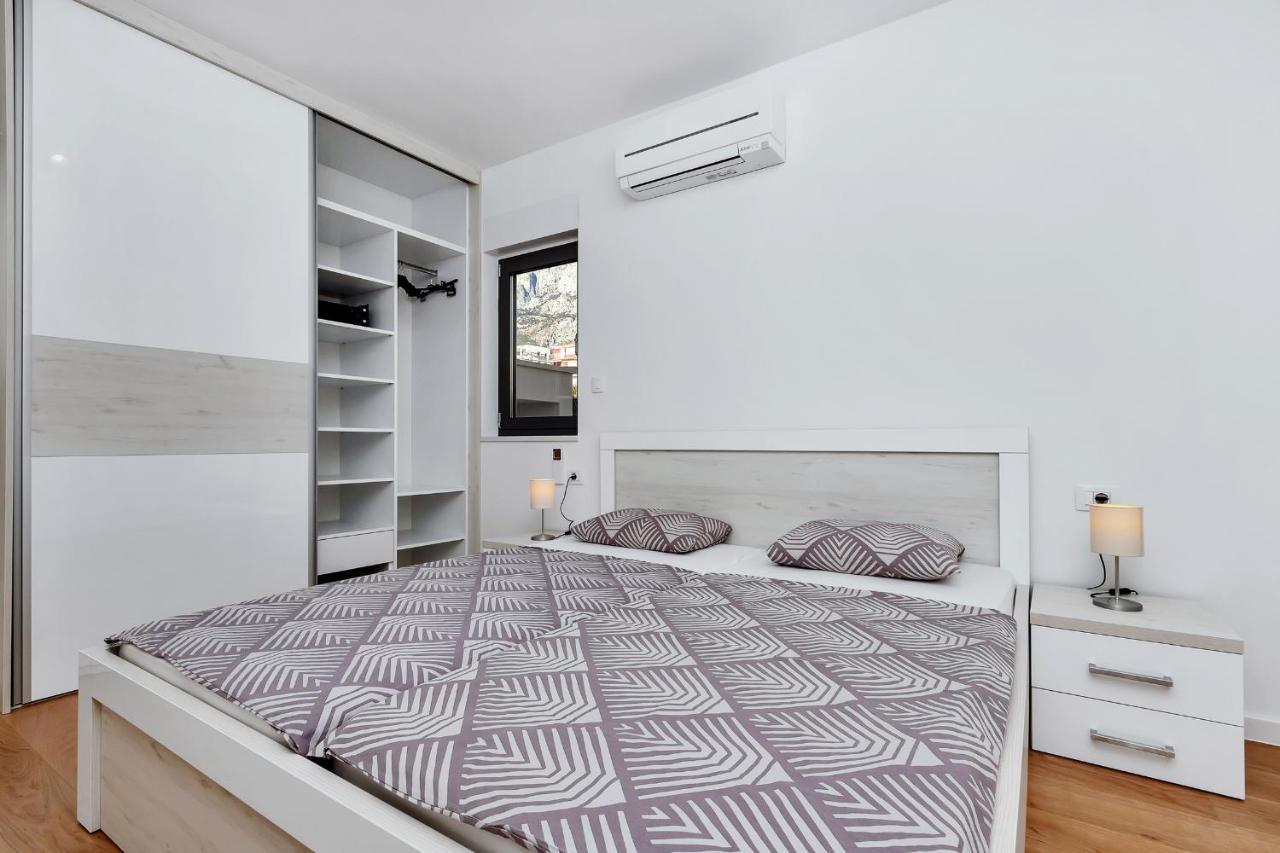 Luxury Apartment Sidro With Free Beach Parking ماكارسكا المظهر الخارجي الصورة
